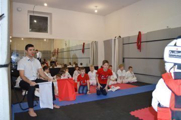 Участвовать в соревнованиях обязательно