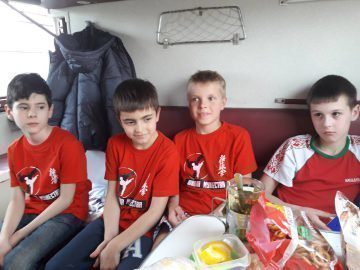 Участвовать в соревнованиях обязательно