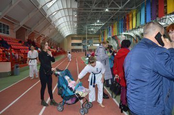 Участвовать в соревнованиях обязательно